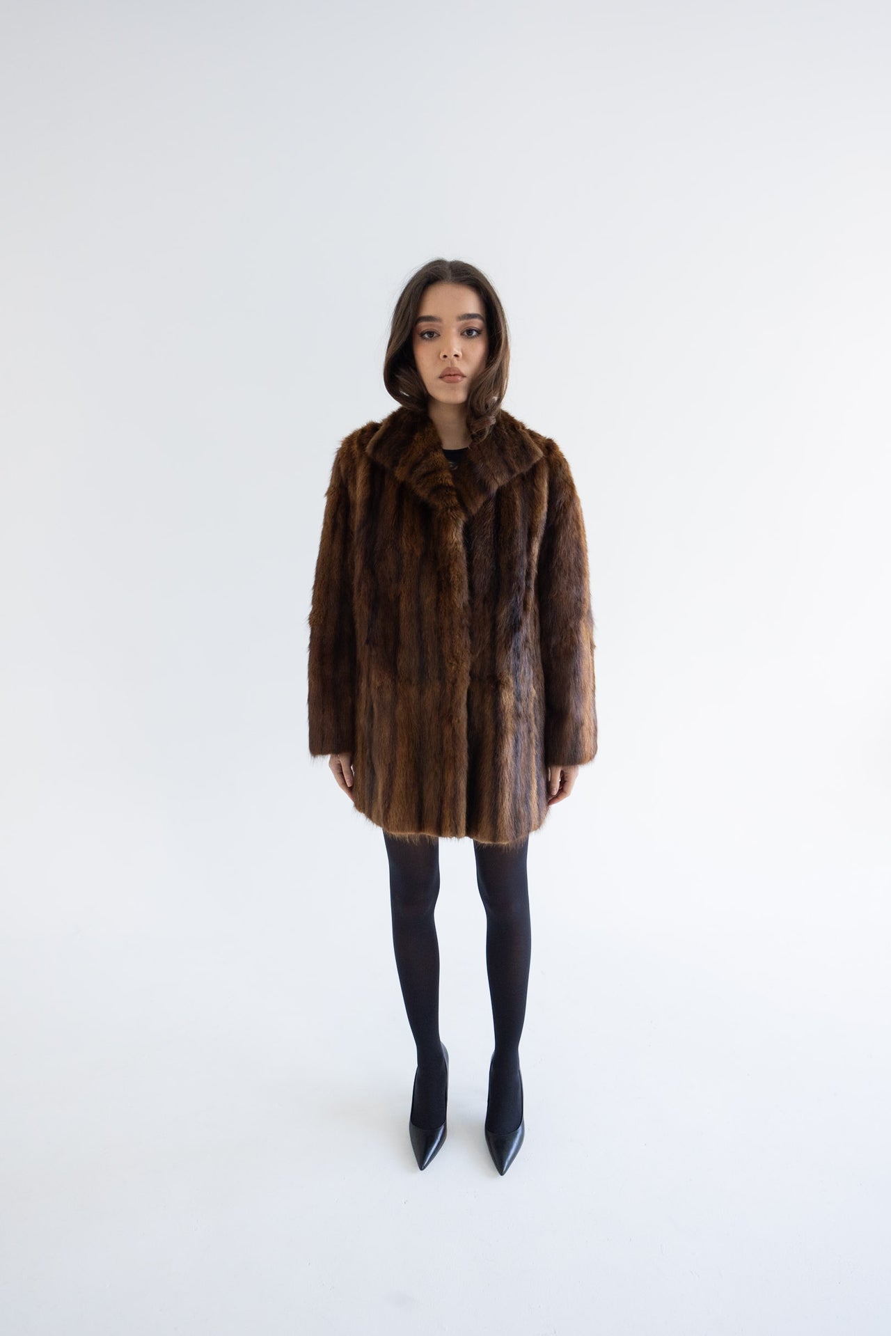 010 CHESTNUT BROWN MUSKRAT